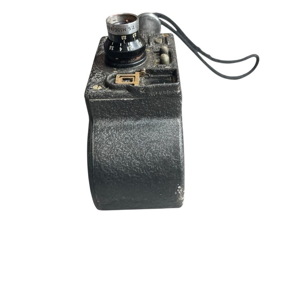 1940s Bell & Howell Filmo Sportster Double Run 8 - Picture 7 of 9